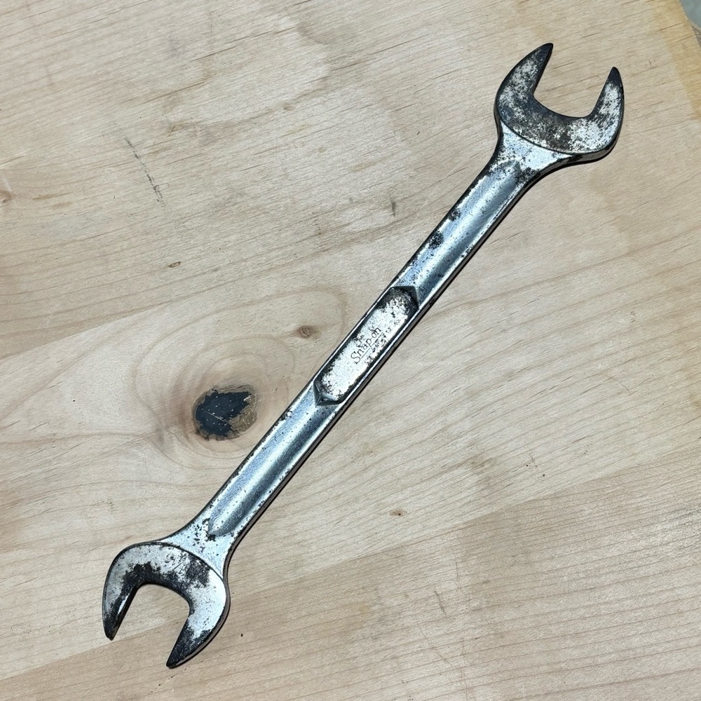 Snap-on Double open-end Wrench 1 1/16 1/1/8”